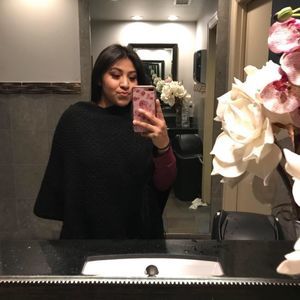 Meet your Posher, Valerie